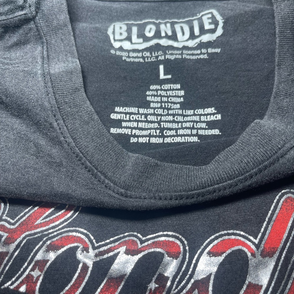 Blondie Women’s Short Sleeve Graphic T-Shirt - Picture 4 of 5